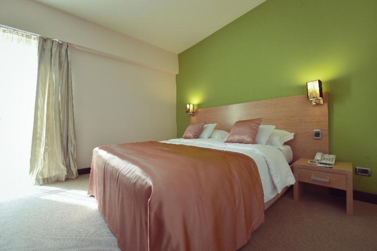 City Hotel Podgorica Eksteriør bilde