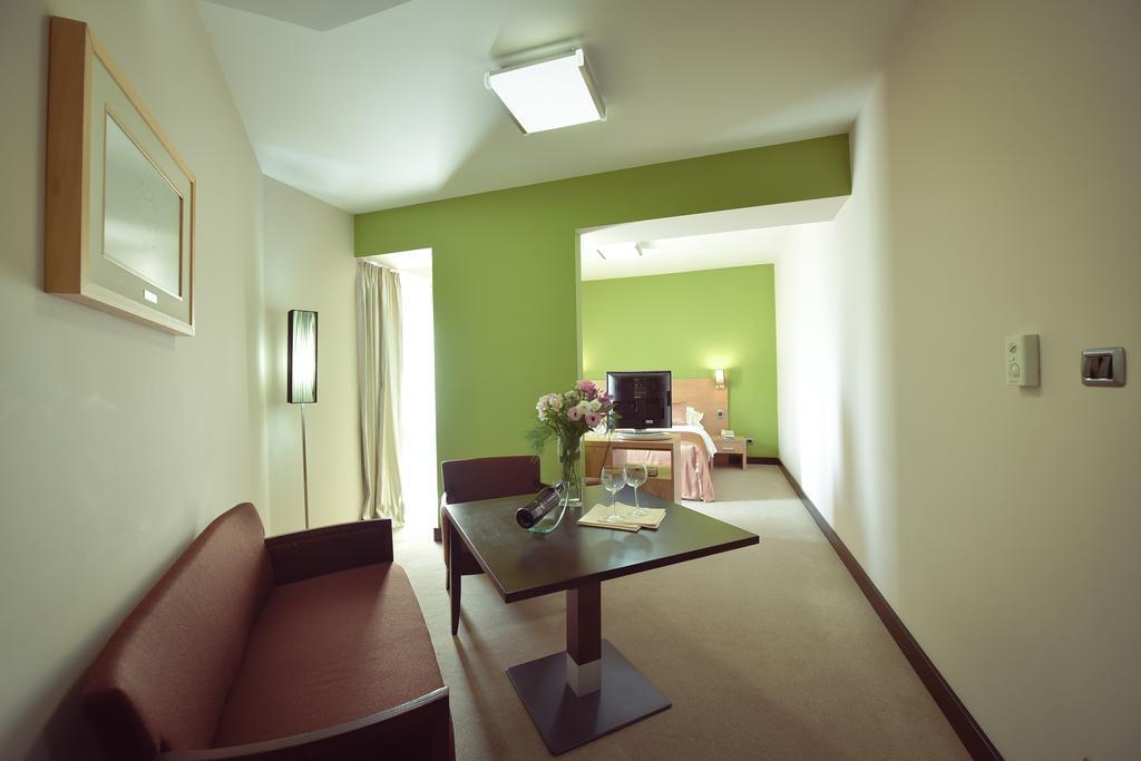 City Hotel Podgorica Rom bilde