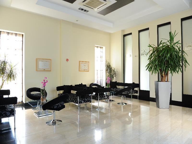 City Hotel Podgorica Eksteriør bilde