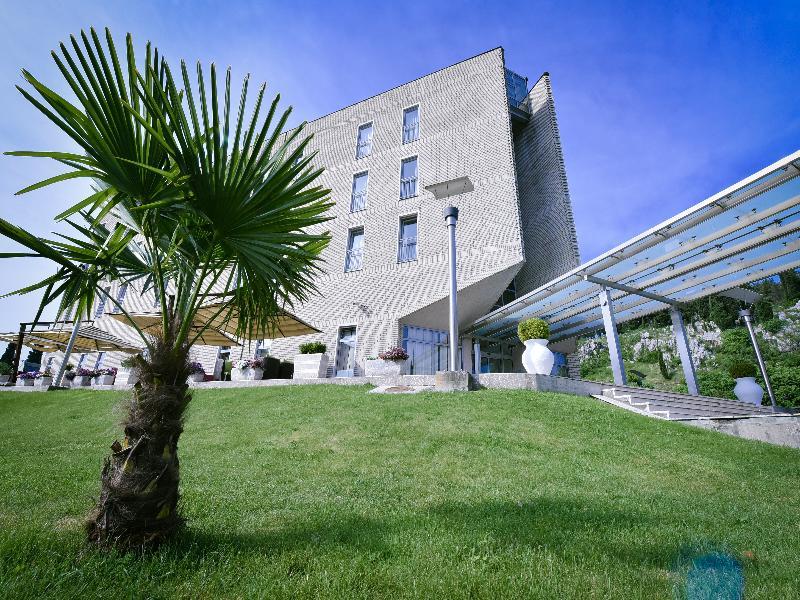 City Hotel Podgorica Eksteriør bilde