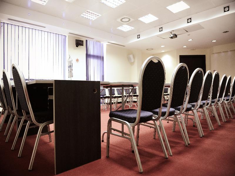 City Hotel Podgorica Eksteriør bilde