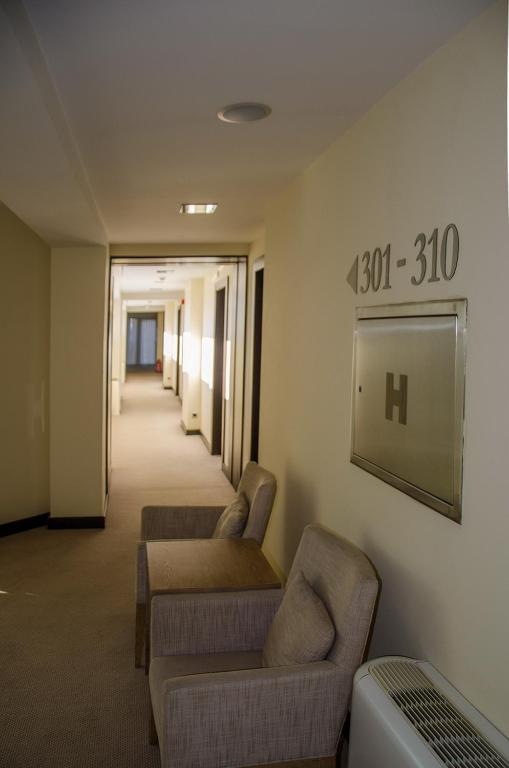 City Hotel Podgorica Eksteriør bilde